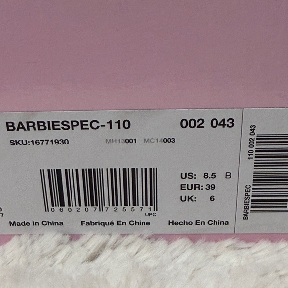 Barbie x ALDO Limited Edition Sneakers - Picture 10 of 10